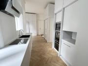 Hochwertig sanierte klimatisierte! Altbauwohnung
