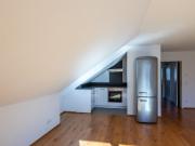 Hochwertige 2 Zimmer Dachgeschosswohnung in Ingolstadt...