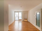 HOCHWERTIGE 2 ZIMMER WOHNUNG MIT FREIFLÄCHE / NÄHE...