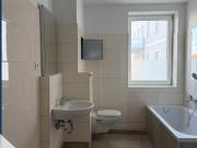 Hochwertige 3 Zimmer Wohnung mit Balkon und Einbauküche...