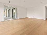 Hochwertige 4 Zimmer Wohnung! 2 Bäder! Perfekt für...