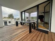 Hochwertige Designer Wohnung mit großer Terrasse