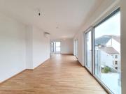 Hochwertige DG Wohnung mit 3 Terrassen in der Staudgasse