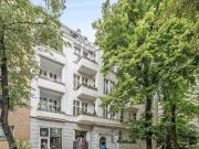 Hochwertige und kernsanierte 2 Zi. Wohnung in bester...