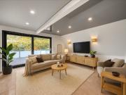 Hochwertige Wohnung mit Galerie & Doppelgarage – im...