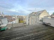 Hochwertiger Dachgeschoßausbau mit sonniger Terrasse –...