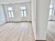 Hochwertiger und heller Designer Erstbezug im 3....