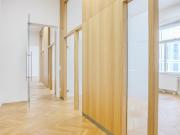 Hochwertiges Büro im Stilaltbau 5 Zimmer + Balkon...