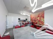 Hochwertiges Büro mit Parkplätzen direkt an der...