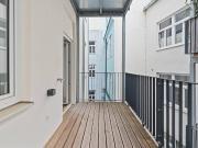 Hofruhelage Moderne Altbauwohnung mit Balkon!
