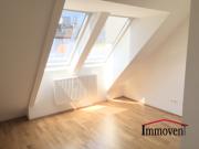 HOFSEITIG Großzügige 4 Zimmerdachgeschosswohnung mit...