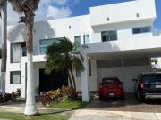 Hogar en Villa Magna
