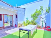 Hogar familiar: luminoso, seguro y con patio