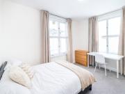 Hogarth Road, London SW5, 1 bed flat to rent, £2,340 pcm...