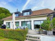 HOHER KOMFORT, WEITSICHT, GARAGE FÜR SECHS AUTOS