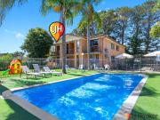 Holiday Lifestyle, Prime Location only 375m to the beach...