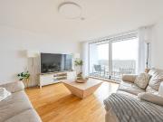 Holland Gardens, Brentford TW8, 3 bed flat to rent,...
