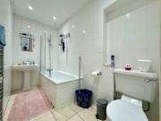 Holland Road, Hove, BN3 1JF 2 bedroom flat to rent Holland Road, Hove, BN3 1JF 2 bedroom flat to rent
