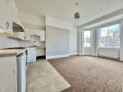 Holland Road, Hove BN3, 2 bed flat to rent, £1,425 pcm |...