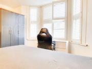 Holland Road, London, SE25 5LF, United Kingdom | 2 bed...