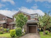 Hollin Crescent, Greenfield, 4 Bedroom Link