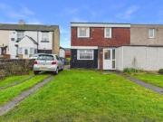 Hollinsend Road, Sheffield, 2 Bedroom End