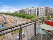 Holly Court, John Harrison Way, London SE10, 3 bed flat...