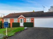 Holly Trees Lodge, Penn Road, 2 Bedroom Detached