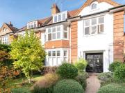 Hollycroft Avenue, Hampstead, 2 Bedroom Apartment
