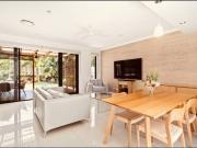 Hollywell Haven: Stunning 3 Bedroom House for Rent in...