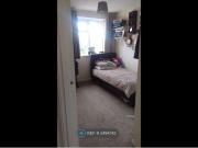 Holmcroft, Crawley RH10, 3 bedroom end terrace house to...