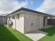 HOME IN POPULAR ESTATE!