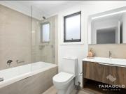HOME IN THE HEART OF NARRE WARREN!