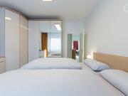 Home office with balcony right by Volkspark Prenzlauer...