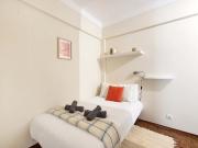 Homey bedroom in Lisbon