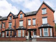 Hope Drive, Nottingham NG7, 5 bed flat to rent, £3,204...
