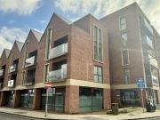 Hope Square, Altrincham WA14, 3 bed flat to rent, £2,650...