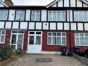 Horns Road, Ilford IG6, 4 bed terraced house to rent,...