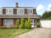 Horseman Close, Marston OX3, 3 bedroom end terrace house...