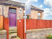 Horton Terrace, Hipperholme, 3 Bedroom End