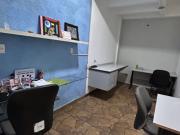 Hospedagem grudado ao metrô Santa Cruz