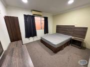 HOT LIMITED UnitPrime Location Master Room with Private...