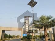 Hot location 10 marla plot available for sale in lda...