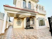 Hot Location Near to Park, Macdonald and 100 Feet Road...