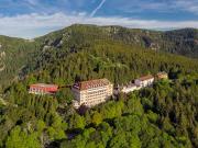 Hôtel avec jardin et salle de réception
