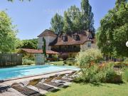 Hôtel avec jardin et salle de réception