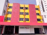 Hotel de 600 m² com 35 quartos à venda por R$...