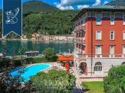Hotel di prestigio di 1900 mq in vendita Toscolano...