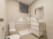 Hotel en venta en calle Francesc Macià, Rubí, de 252 m²...