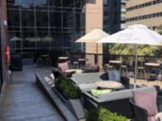 Hotel facilities 1 bedroom flat to rent in cape town...